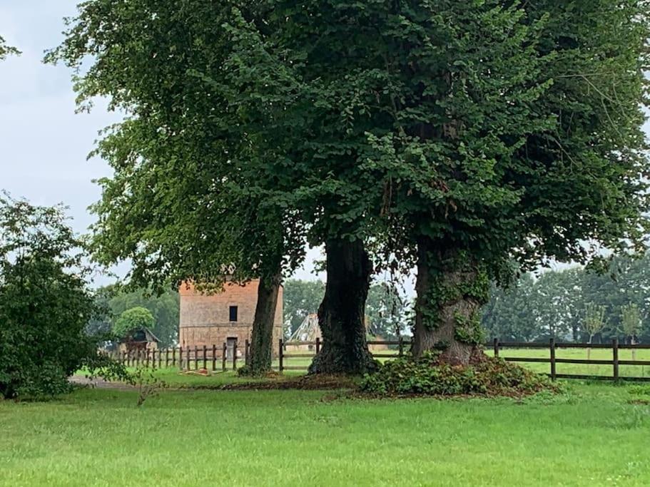 Charmante Maison Dans Le Parc D'Un Chateau Saint-Pierre-du-Val Екстер'єр фото
